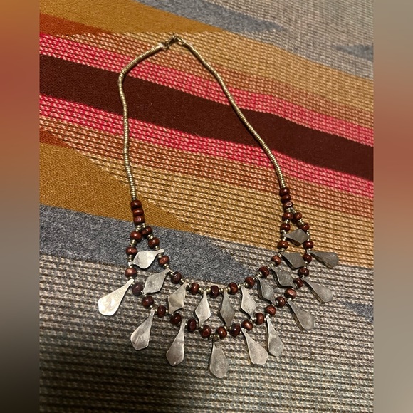 Deep green turquoise Tibetan necklace with wood necklace. - Picture 5 of 5